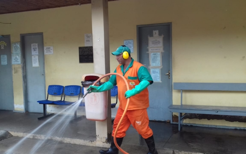Ruas, hospital e postos de saúde são lavados e higienizados por equipes   da Prefeitura de Nova Friburgo