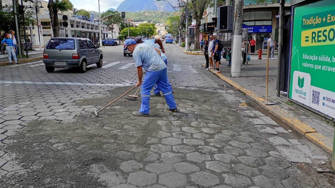 secretaria-de-infraestrutura-e-obras-realiza-intervencoes-em-vias-do-municipio