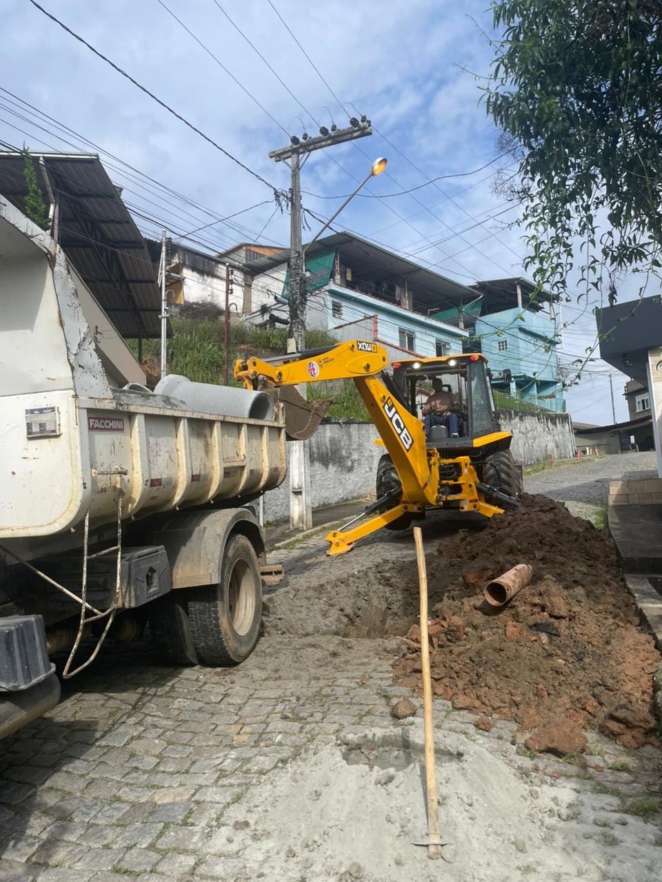 secretaria-de-infraestrutura-e-obras-realiza-servicos-de-manutencao