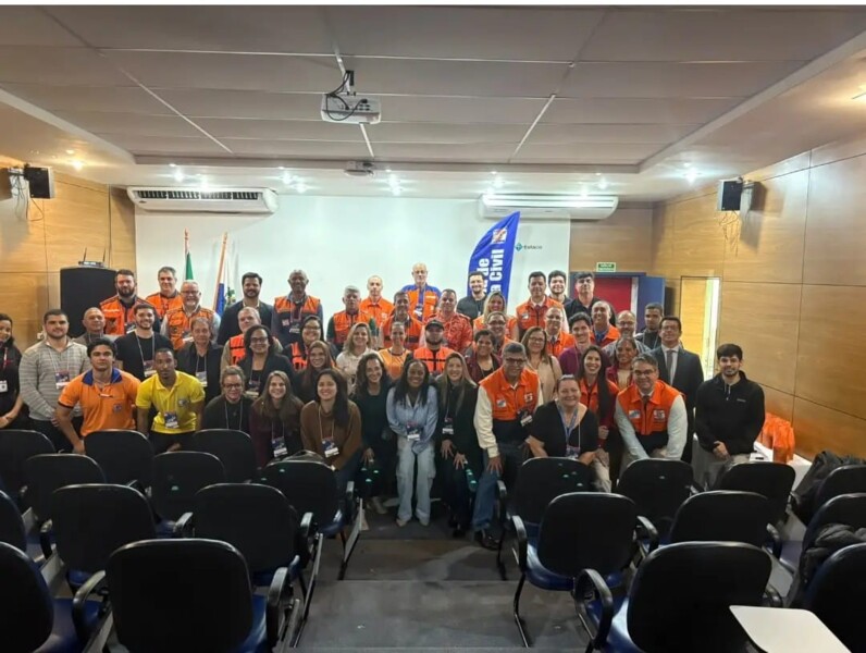 defesa-civil-de-nova-friburgo-participa-de-seminario-sobre-gestao-de-riscos-e-desastres-socioambientais